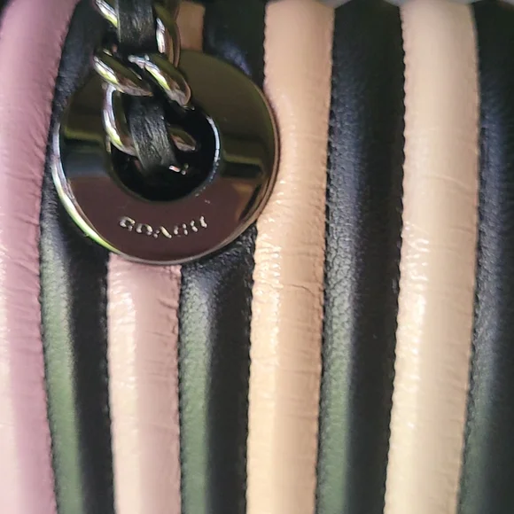 NWOT Coach  ▪︎ Limited Edition ▪︎ Rainbow Parker w Ombre Quilting ▪︎ Never Worn - Picture 10 of 16